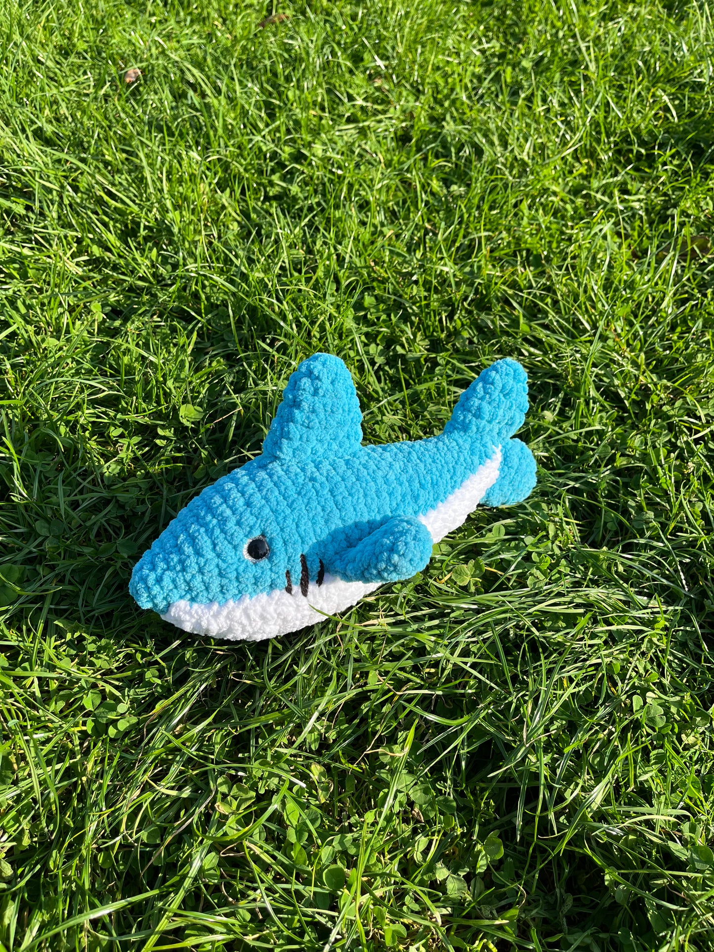 Peluche requin Ninoo