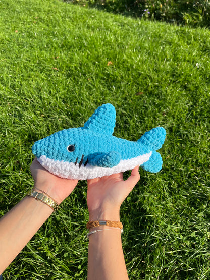Peluche requin Ninoo